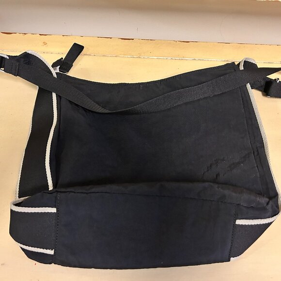 Kipling Bag. - Picture 3 of 12